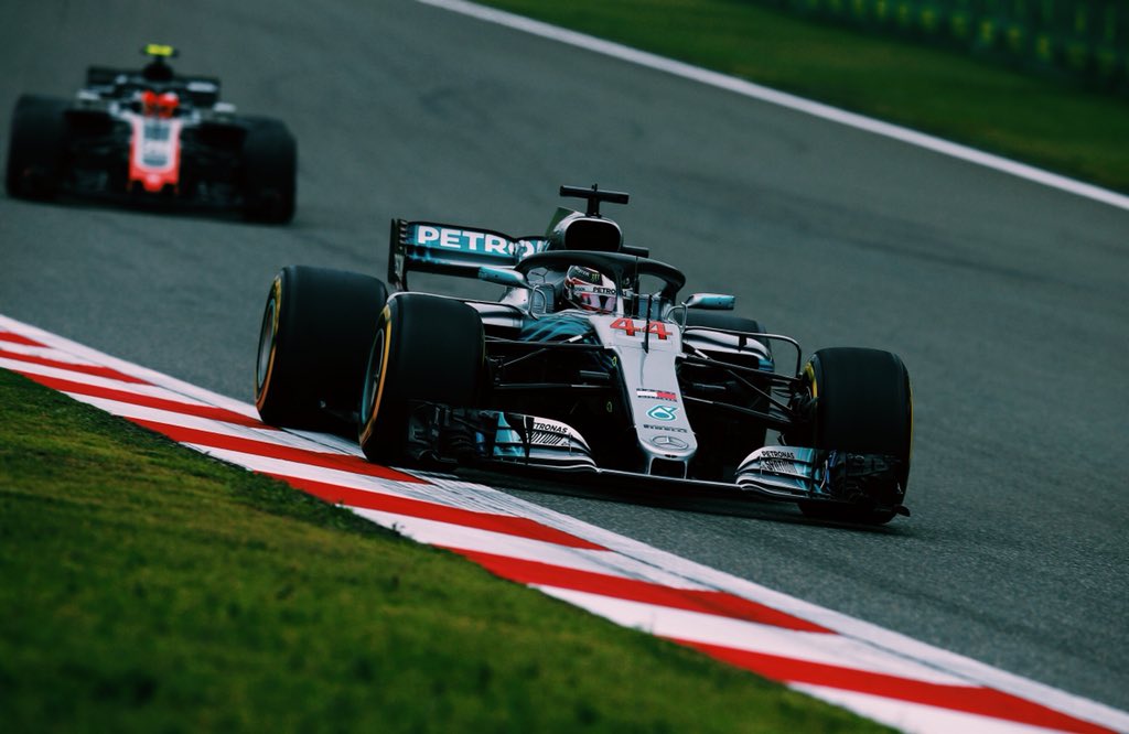 hamiltonas lewis hamilton mercedes