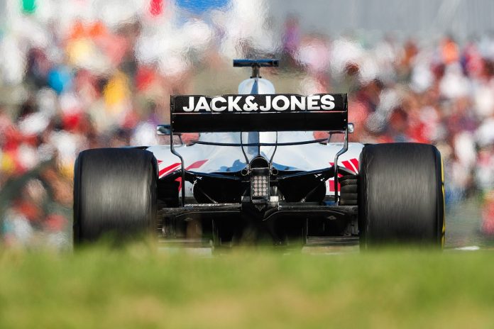 haas haas guenther steiner kevin magnussen